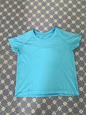lululemon athletica Teal Short Sleeve Tee